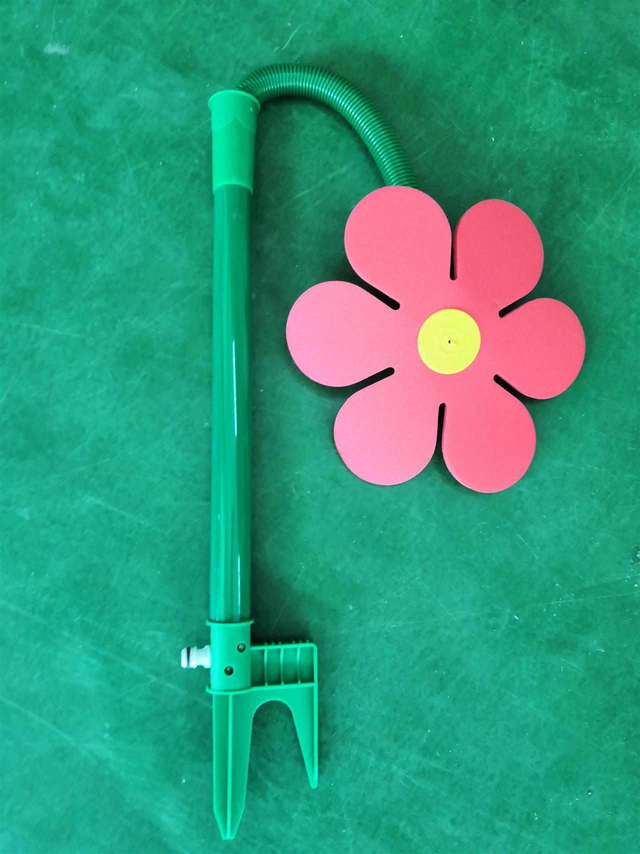 Garden Sprinkler Plastic Sprinkler Sunflower Sprinkler Garden Work Tool Adjustable Sprinklers And Garden Hoses - Complete Home USA